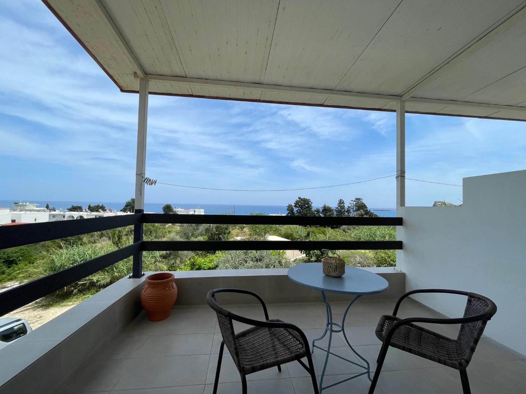 Plastiras Sea View Apartments อาร์คานเยโลส ภายนอก รูปภาพ